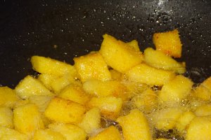 Tocana de ciuperci brune