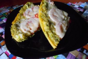 Pizza cu blat de broccoli