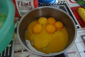 Desert prajitura cu banane si zmeura