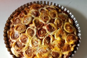 Desert tarta cu mere si scortisoara
