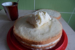 Desert tort cu crema de lamaie