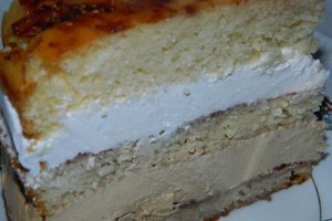 Desert tort savarina reinterpretat