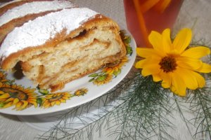 Desert strudel de post cu mere de vara