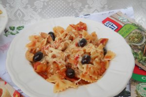 Paste cu sos de rosii si ciuperci de padure