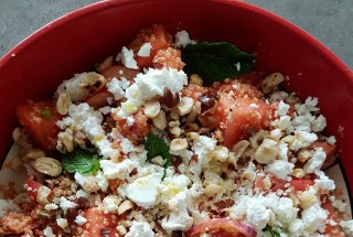 Salata de quinoa cu pepene si branza Feta