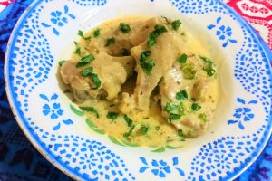 Tocanita de pui cu oregano