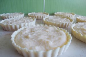 Desert mini tarte cu crema mousseline si afine