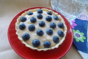 Desert mini tarte cu crema mousseline si afine