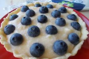 Desert mini tarte cu crema mousseline si afine