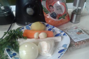 Supa crema de linte rosie