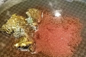 Dovlecei sotati cu branza ricotta sarata