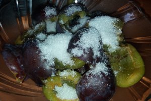 Desert tarta Galette cu prune si scortisoara