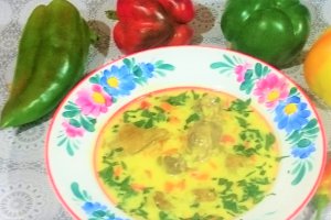 Ciorba de pui cu zucchini