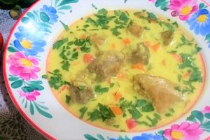 Ciorba de pui cu zucchini