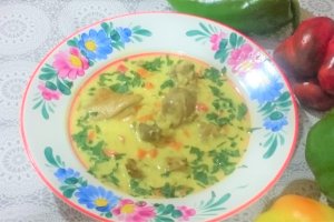 Ciorba de pui cu zucchini
