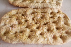 Focaccia cu rozmarin