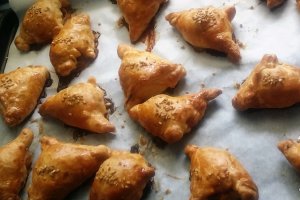 Pateuri cu carne - Somsa