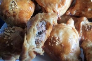 Pateuri cu carne - Somsa