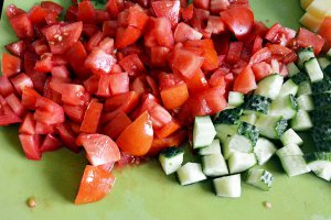 Salata cu cuscus si legume