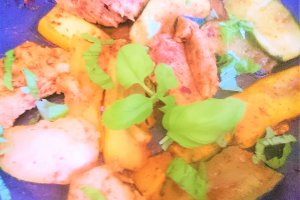 Piept de curcan cu zucchini