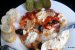 Aperitiv Oua cu carnat chorizo, ricotta si sos de rosii-6