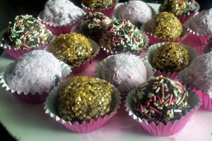 Desert Brigadeiro- bomboane, trufe cu ciocolata braziliene
