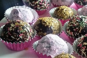 Desert Brigadeiro- bomboane, trufe cu ciocolata braziliene