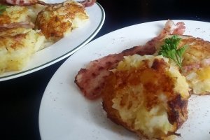 Piure de cartofi cu varza si bacon