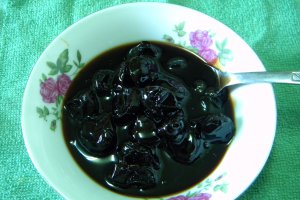 Dulceata de cirese amare