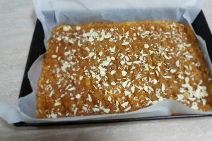 Desert Prajitura razuita cu mere si migdale