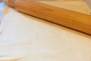 Placinta greceasca cu branza feta