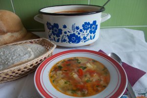 Ciorba de legume, cu tăiței