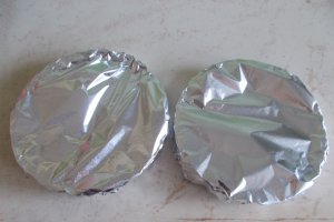 Aperitiv Oua ochiuri cu cascaval si kaiser la cuptor