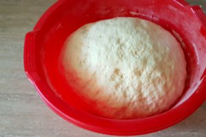 Focaccia cu rosii cherry si rozmarin