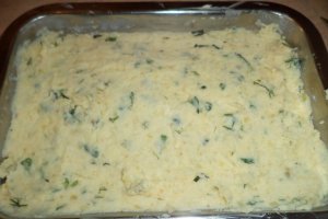 Aperitiv piure de cartofi aromat cu oua de prepelita