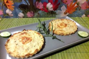 Aperitiv piure de cartofi aromat cu oua de prepelita