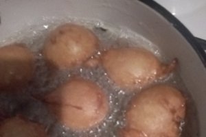 Desert gogosele rapide cu scortisoara