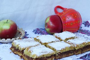 Desert placinta cu mere si aluat turnat