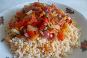 Tocanita de legume, cu cus-cus