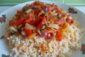 Tocanita de legume, cu cus-cus
