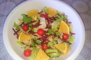 Salata verde cu ton si portocala