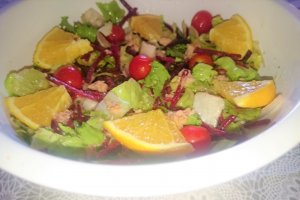 Salata verde cu ton si portocala