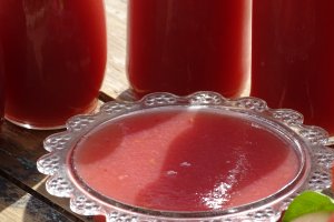 Crema de piersici rosii sau nectar