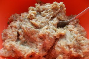 Chiftelute cu cartofi si sos de smantana, la cuptor