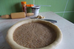 Desert tarta cu mere si nuci