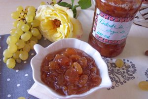 Dulceata din struguri albi cu whisky