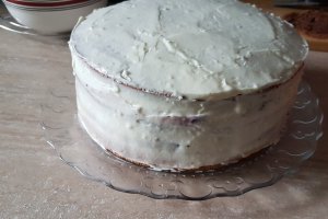 Desert tort cu crema de ciocolata, afine si zmeura - Reteta 800