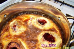 Tort cu mere si crema de zahar ars