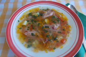 Ciorba de varza dulce, cu rasol afumat de porc