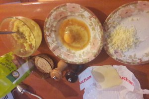 Aperitiv chiftele de orez cu miez de cascaval